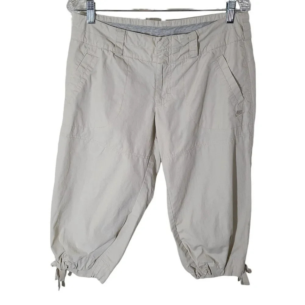 Nike Women's Size Medium light Khaki cropped drawstring jogger‎ pants Y2K